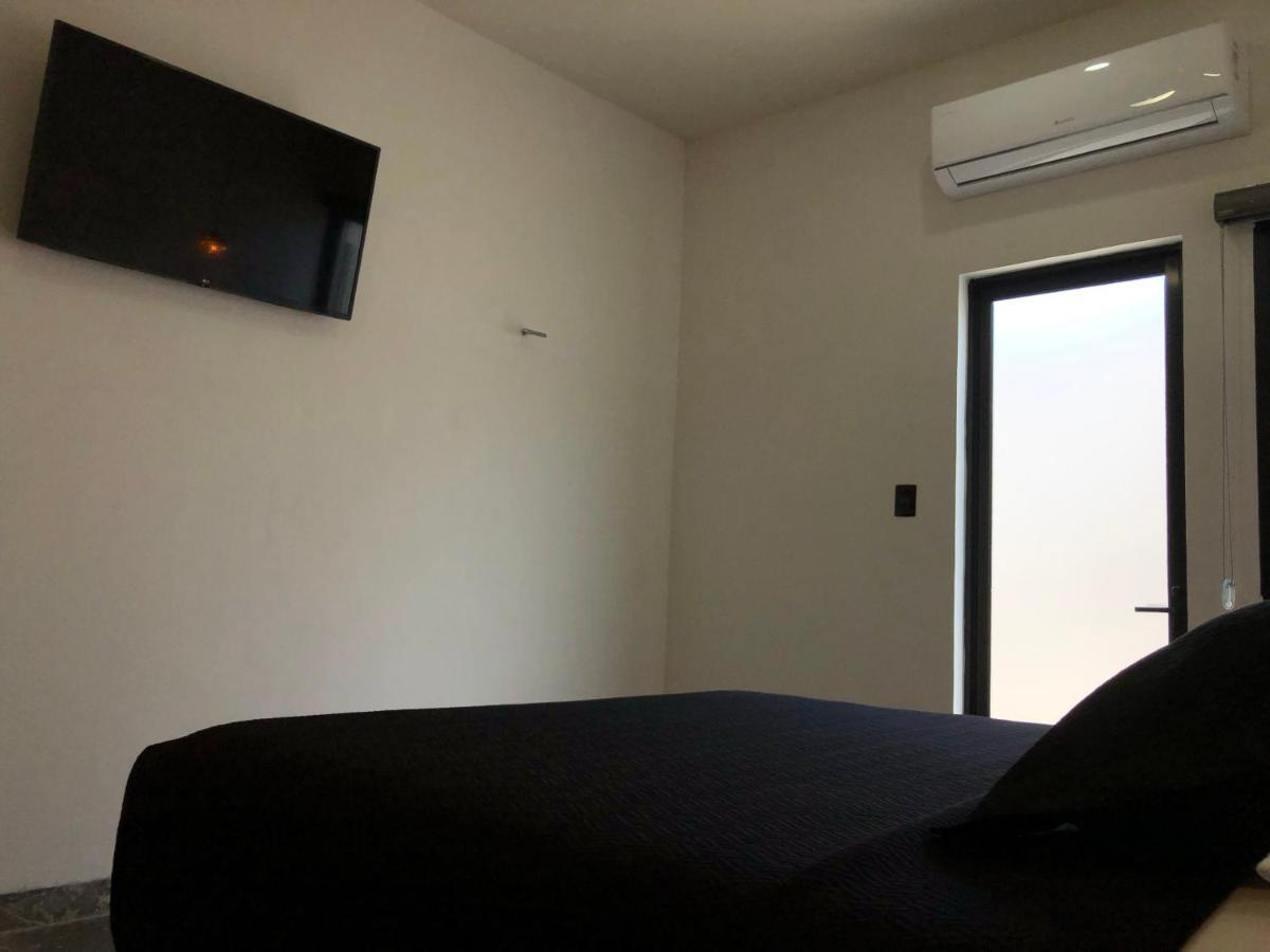 Hotel Suites La Negra Boutique Merida Bagian luar foto